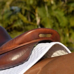 Equifit Essential Square Pad -Weatherbeeta Store 41207 EquiFit Essential.Square.Pad White4