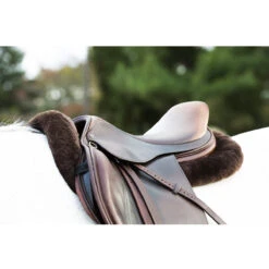 ThinLine Full Sheepskin Trifecta Half Pad -Weatherbeeta Store TL full.sheepskin.trifecta.half .pad db on.horse